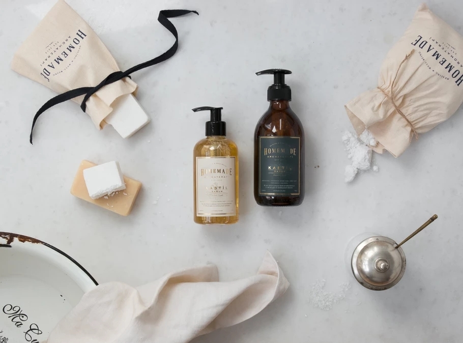 廣東化妝品包裝瓶廠家談產品包裝設計的發展趨勢 廣東化妝品包裝瓶廠家談產品包裝設計的發展趨勢