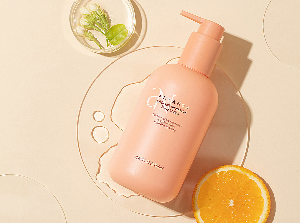 Dior“羽衣霓裳”杠上花西子，國際大牌也想做“中國風(fēng)”